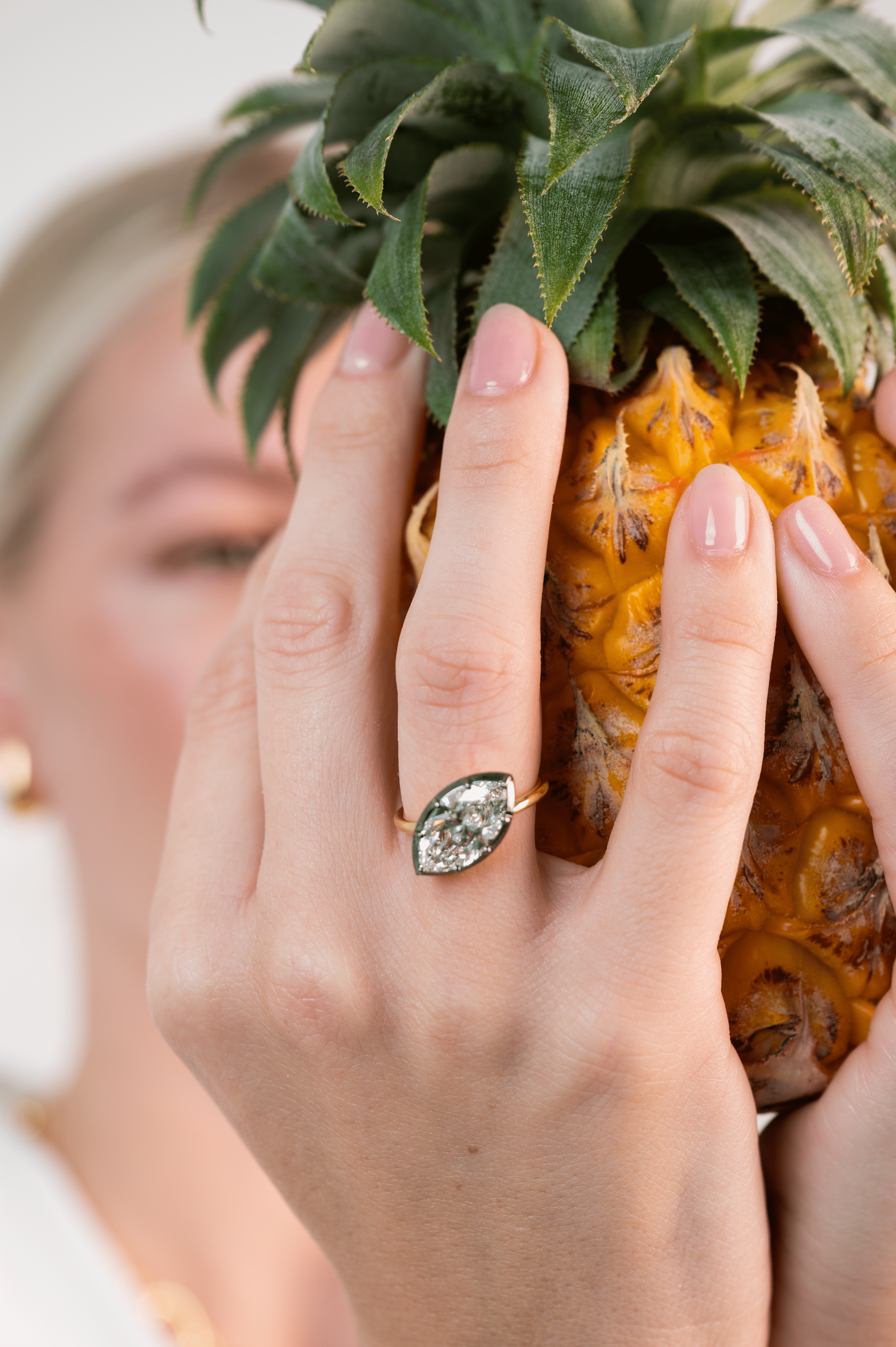 Georgian Button Back