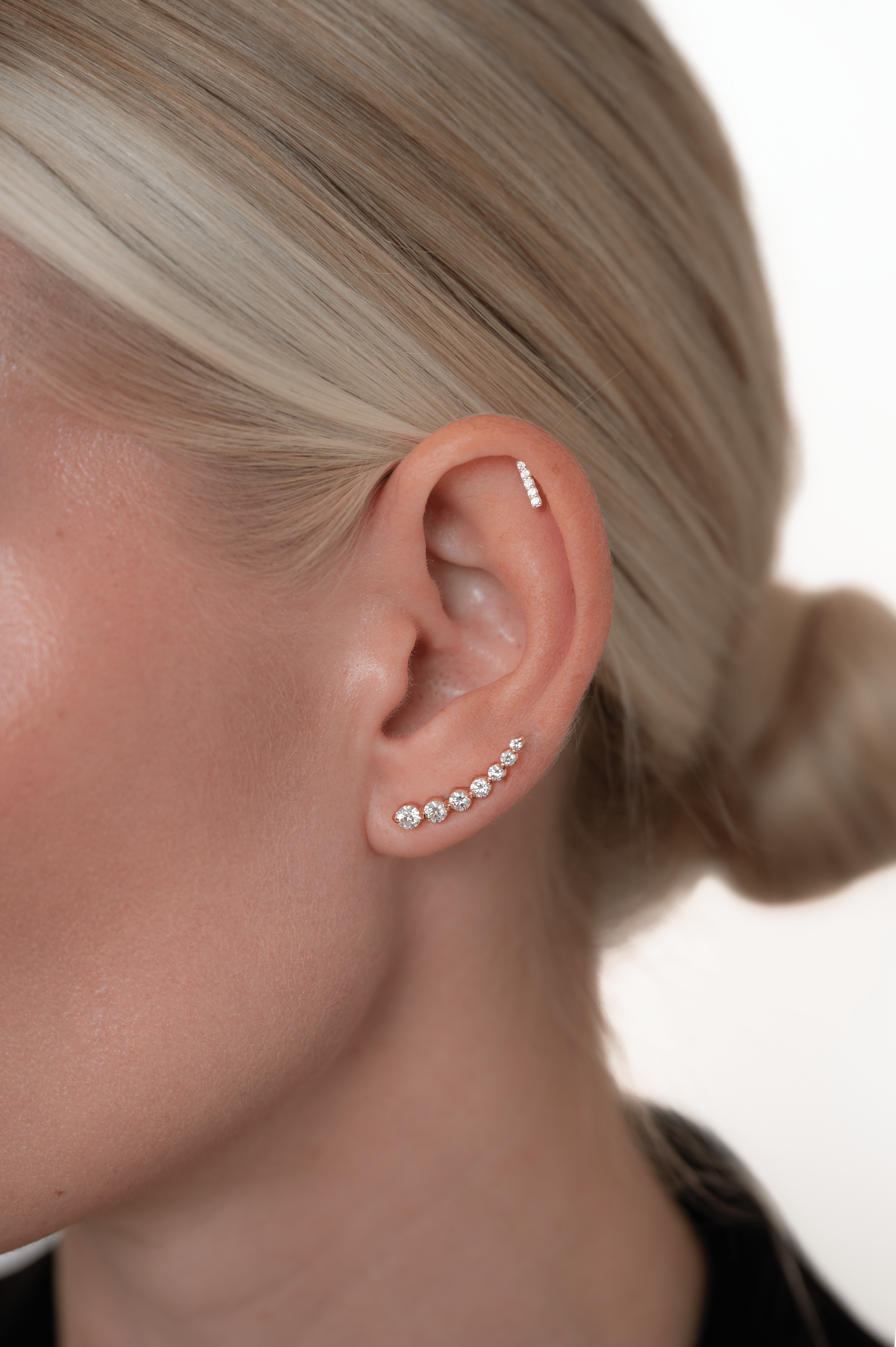 Ear Climber - graduated lab diamond ear climber in 18k gold