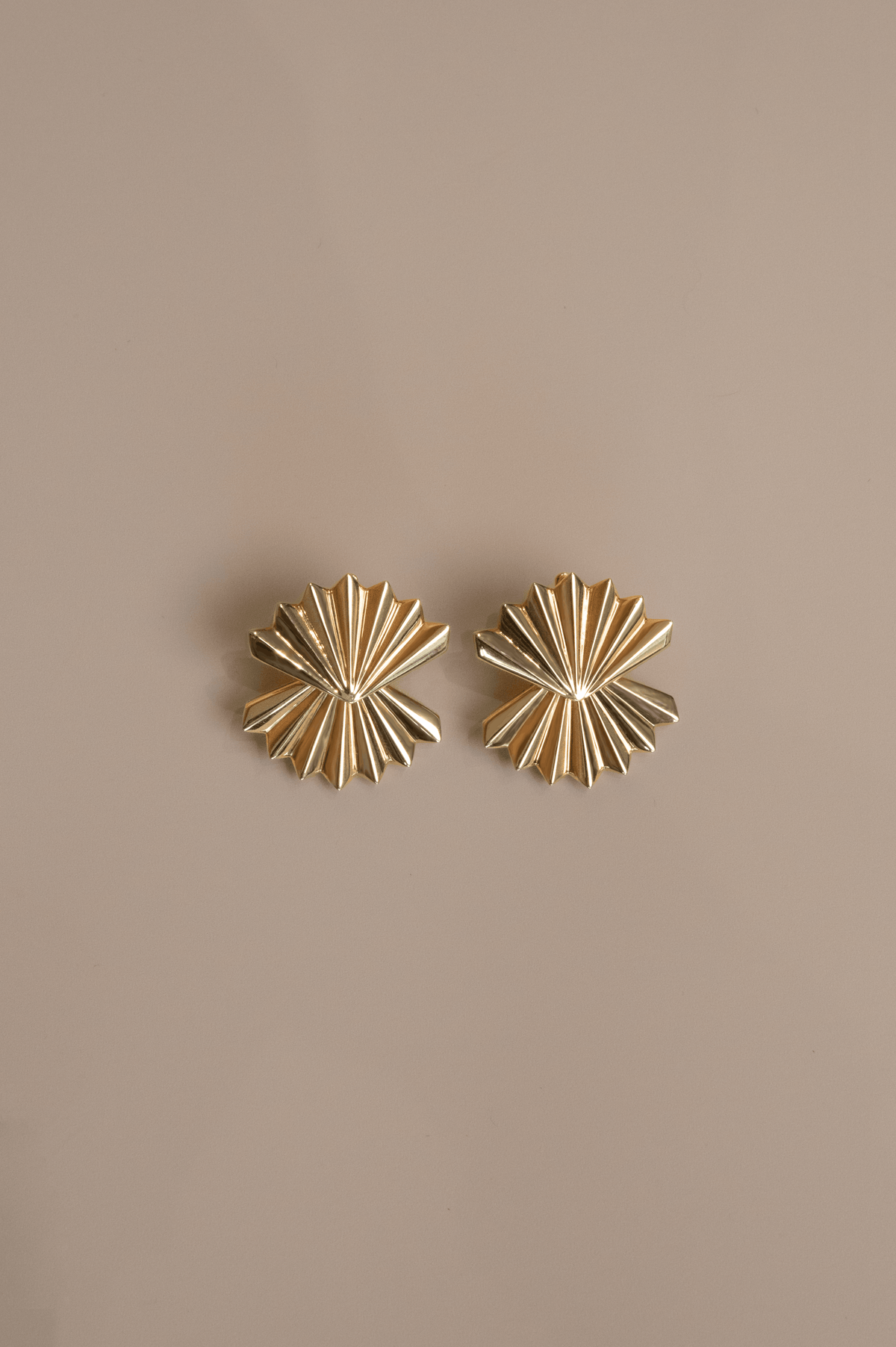 Flamenco Ear Jacket